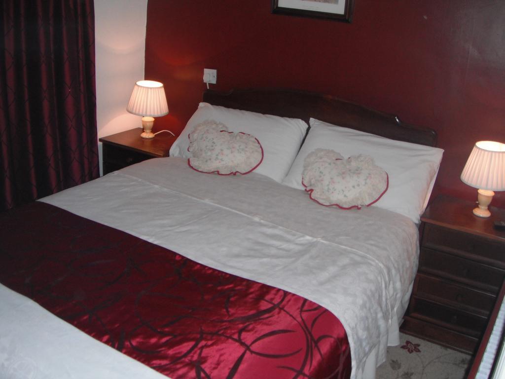Castlemaine House B&B Room photo